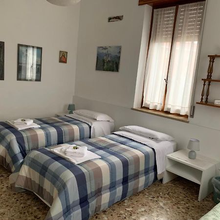 Spagna B&B เวโรนา ภายนอก รูปภาพ
